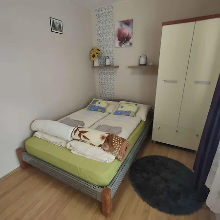 In - Balaton 49197 بيت للعطل
